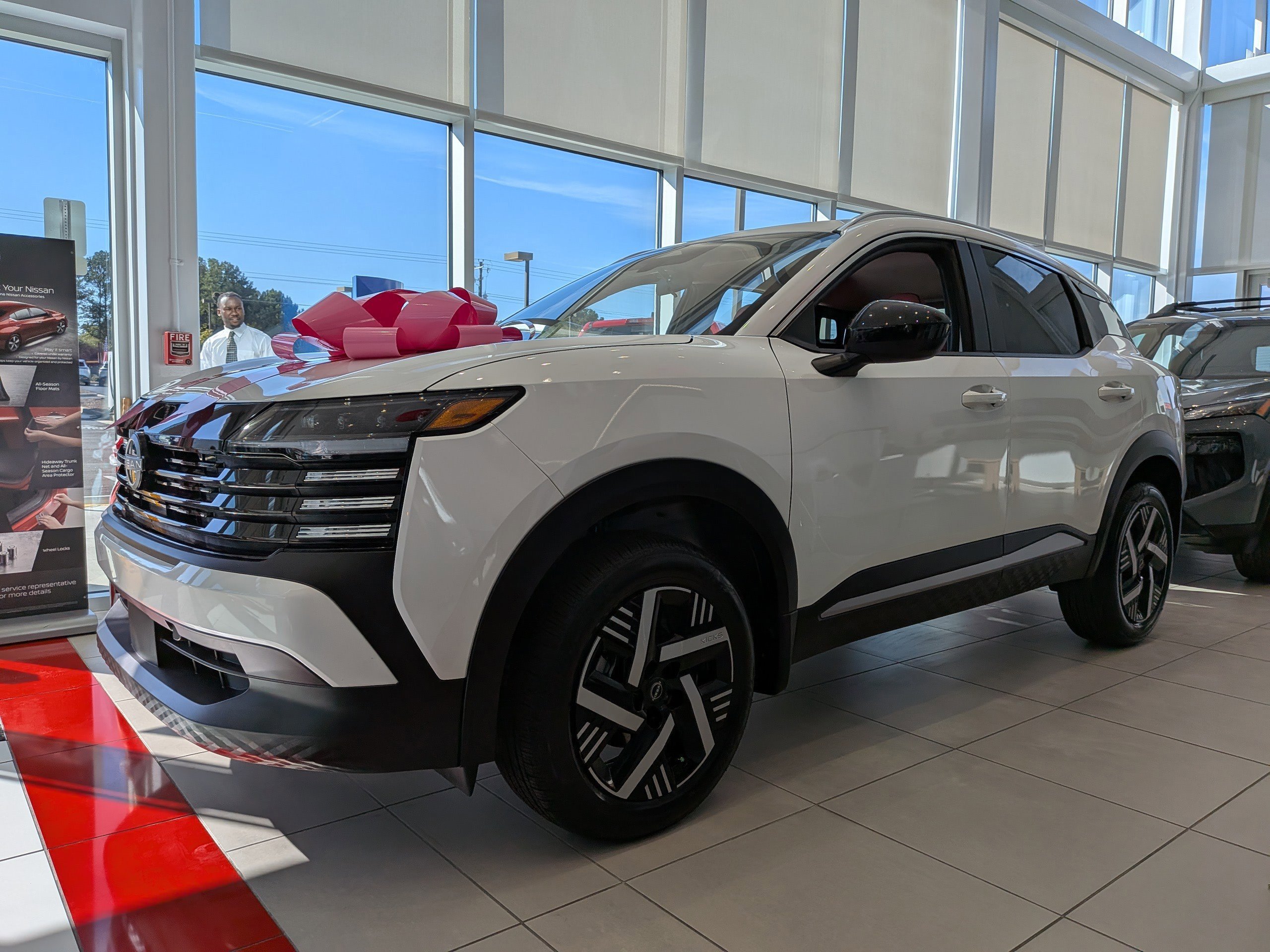 New 2026 White Nissan SV image 4