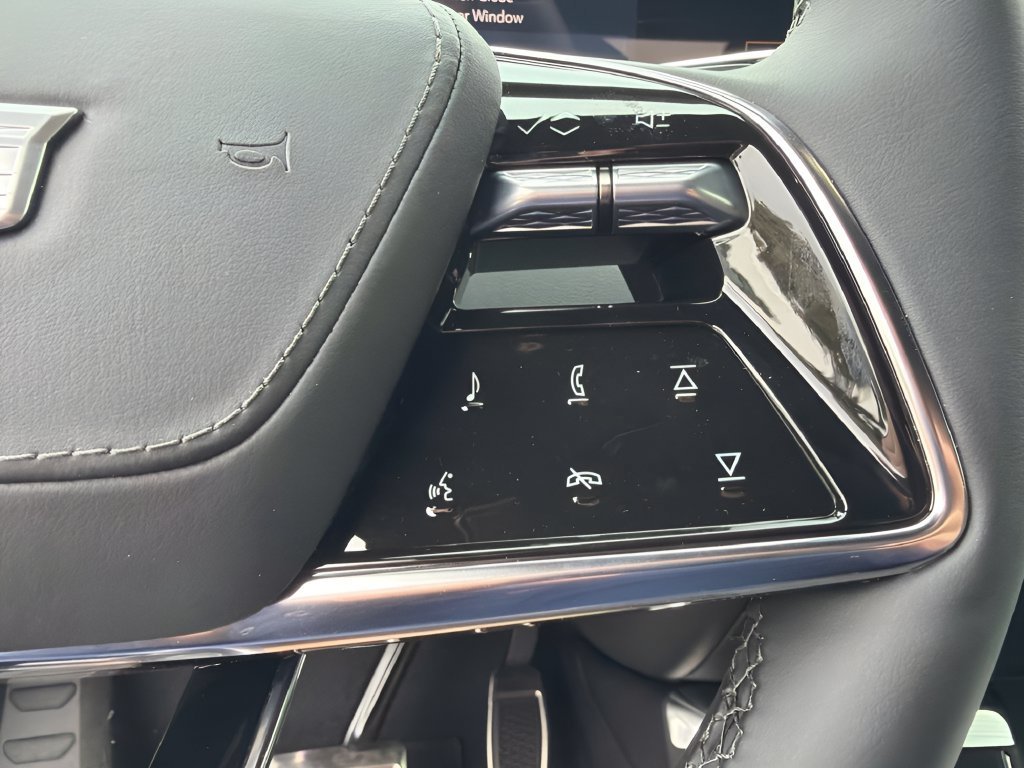 2027 Cadillac LYRIQ Signature Sport - Photo 13
