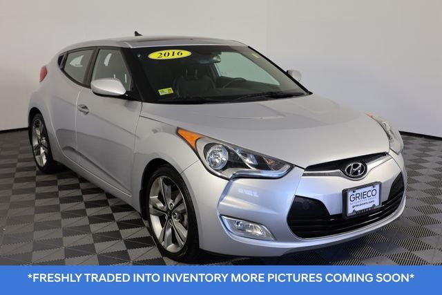 2016 Hyundai Veloster Base