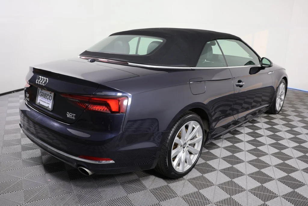 Used 2018 Moonlight Blue Audi 2.0T Premium image 8