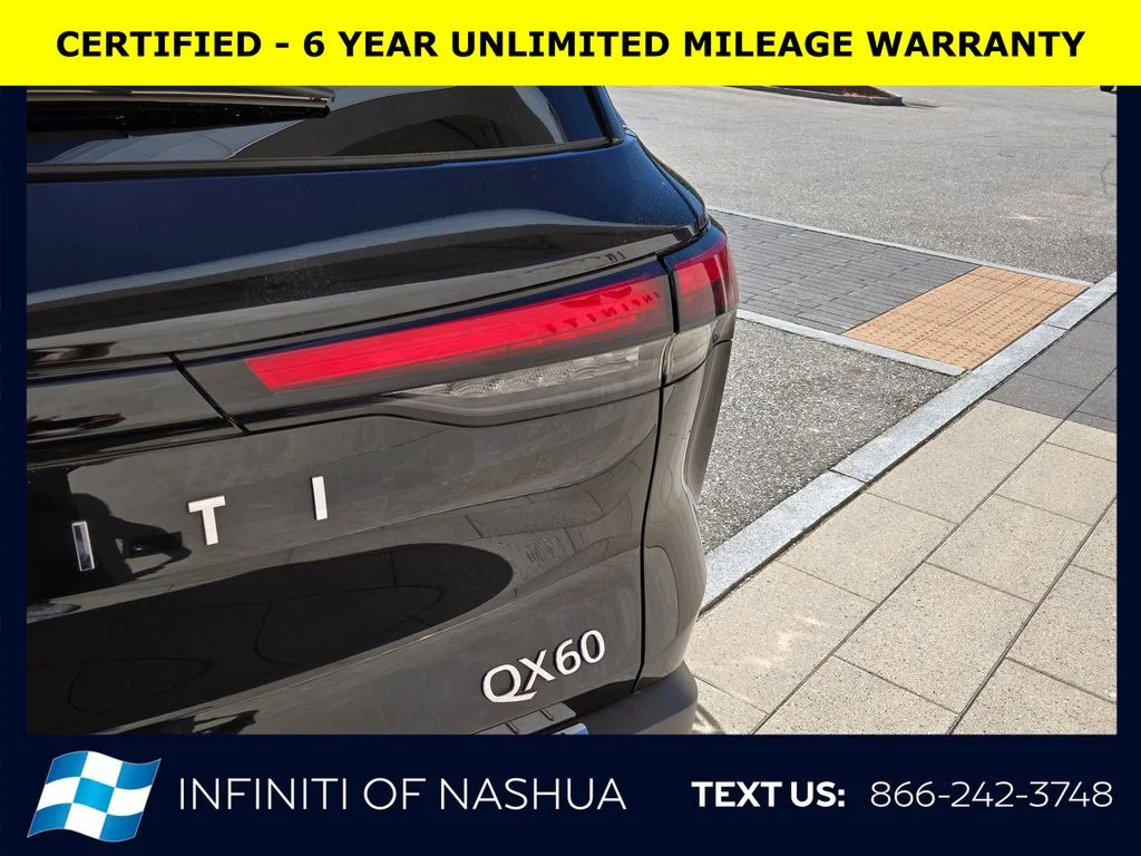 Certified Used 2023 Black INFINITI LUXE image 15