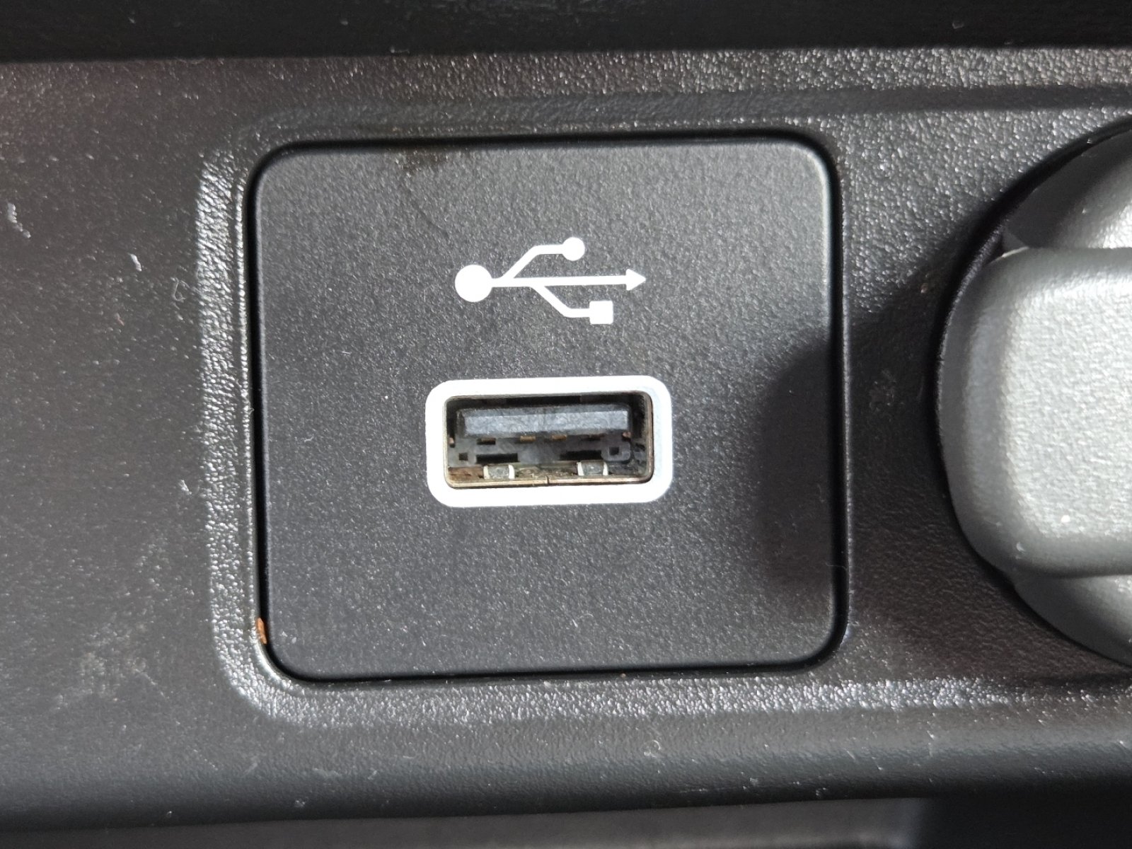 Certified Used 2024 Crystal Black Pearl Honda Sport image 5