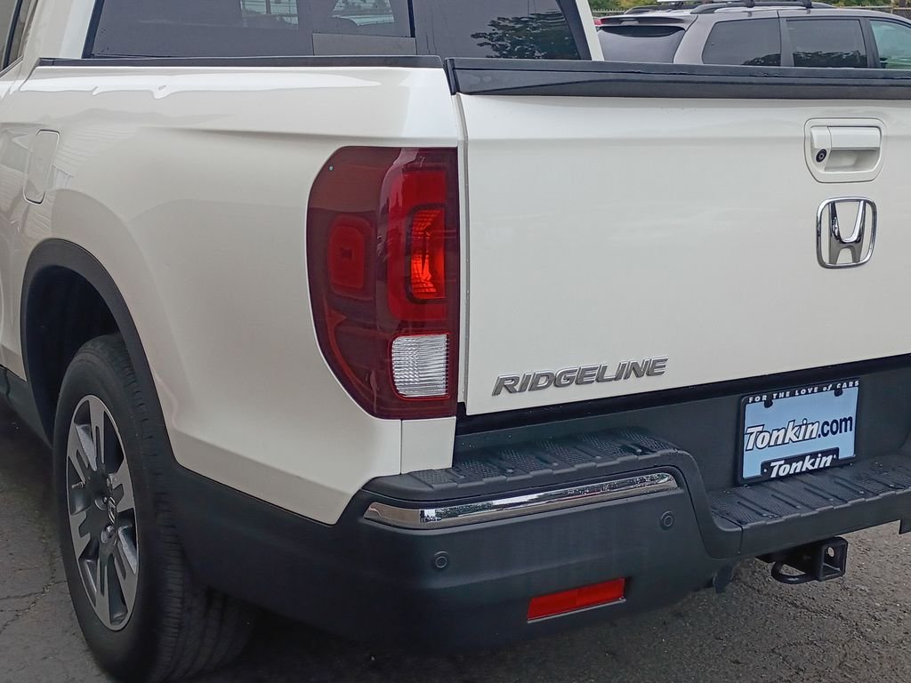 Used 2017  Honda RTL-E image 6