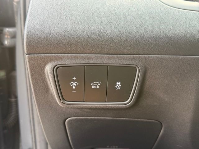 Used 2024 Gray Hyundai SEL image 26