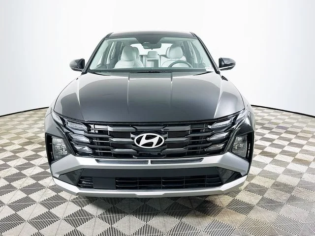 New 2026 Hyundai TUCSON SE