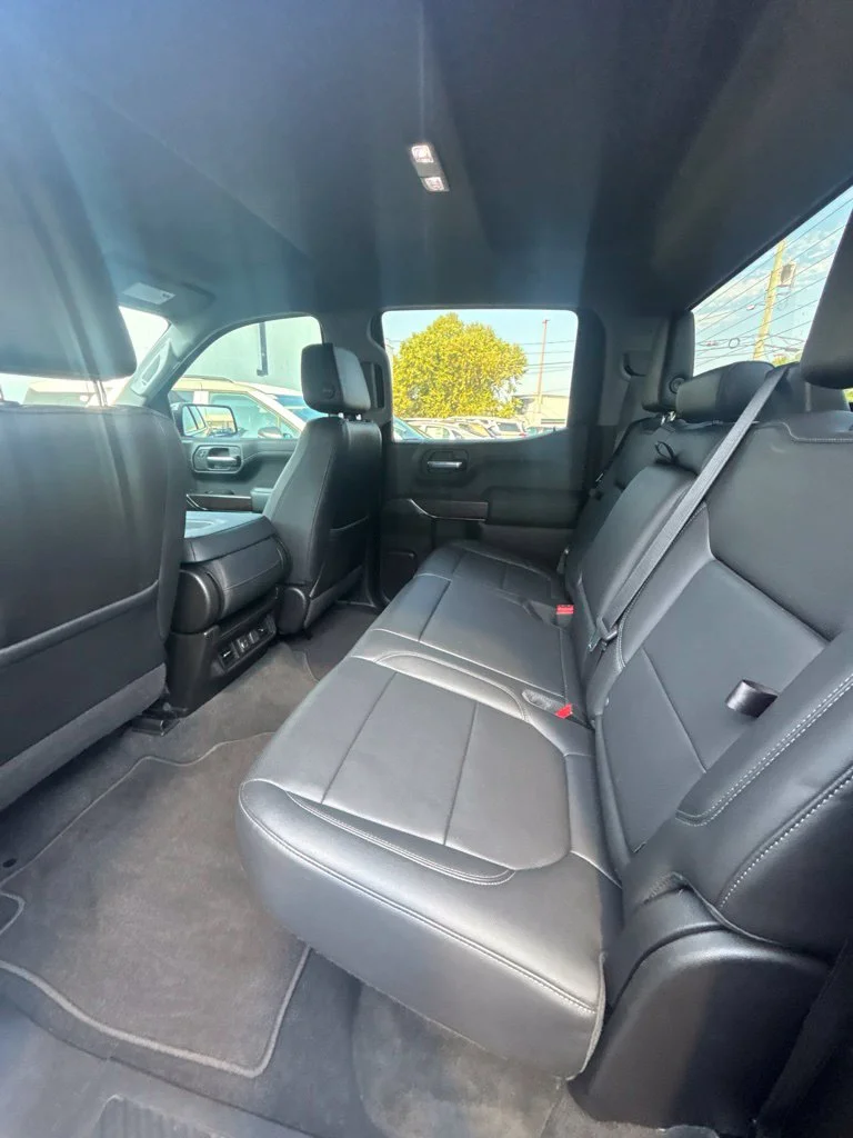 Used 2020 Black GMC SLT image 17
