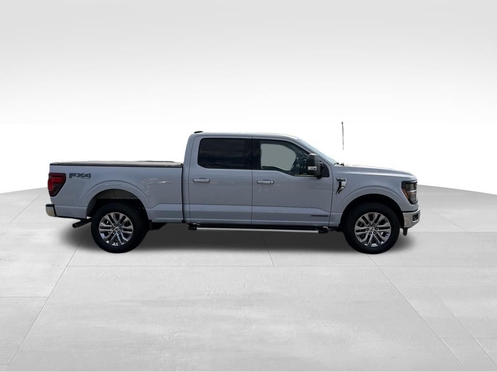 Certified Used 2025 White Metallic Ford XLT image 19
