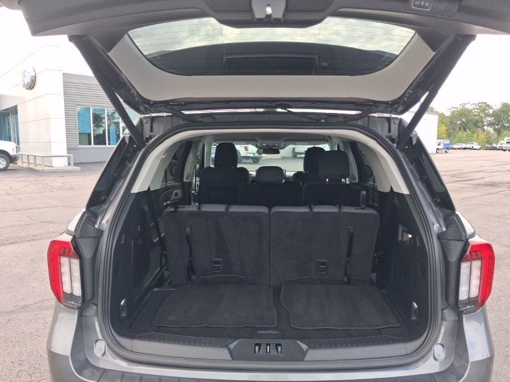Used 2025 Gray Metallic Ford Active image 18