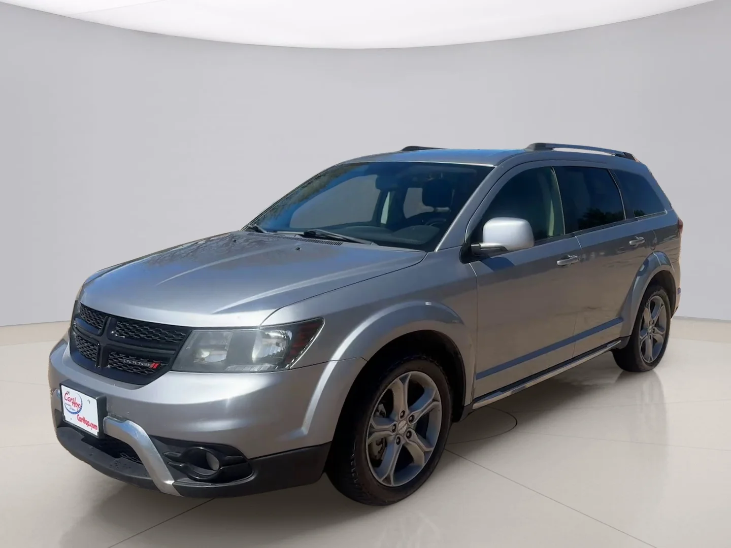 Used 2017 Silver Dodge CROSSROAD image 1