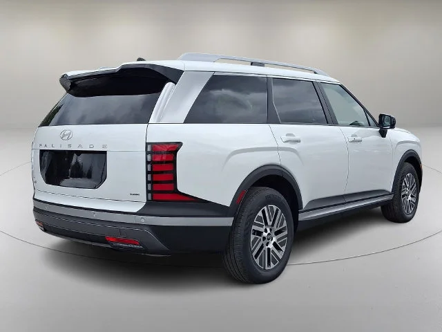 New 2026 White Hyundai SEL image 7