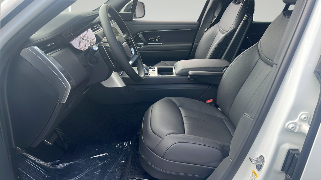 New 2027 White Land Rover SE image 5