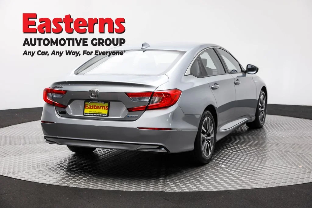 Used 2020 Silver Honda EX image 5