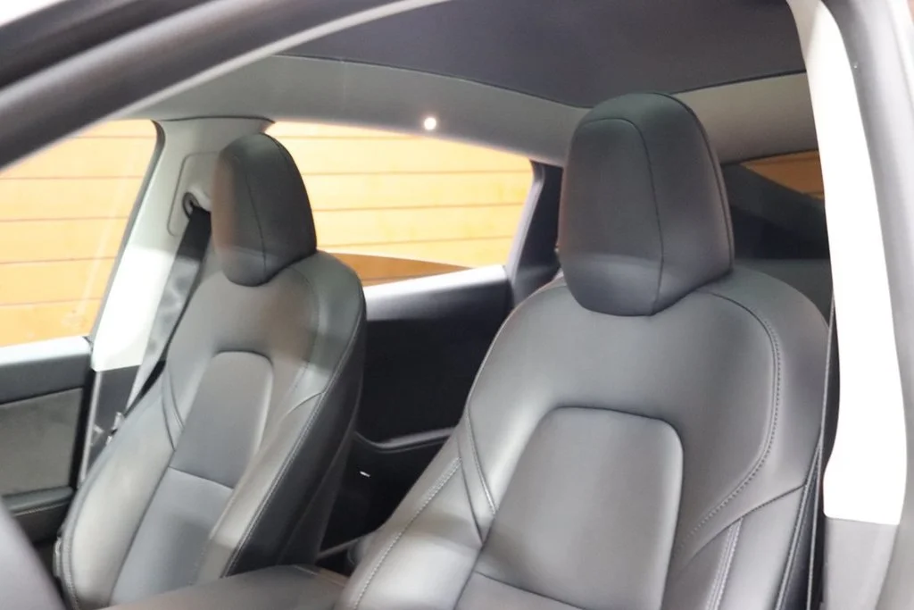 Used 2023 Deep Blue Metallic Tesla Performance image 40