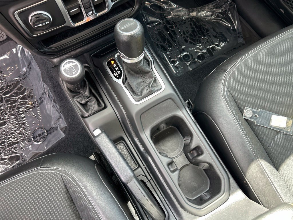 Used 2023 Gray Jeep Sport image 19