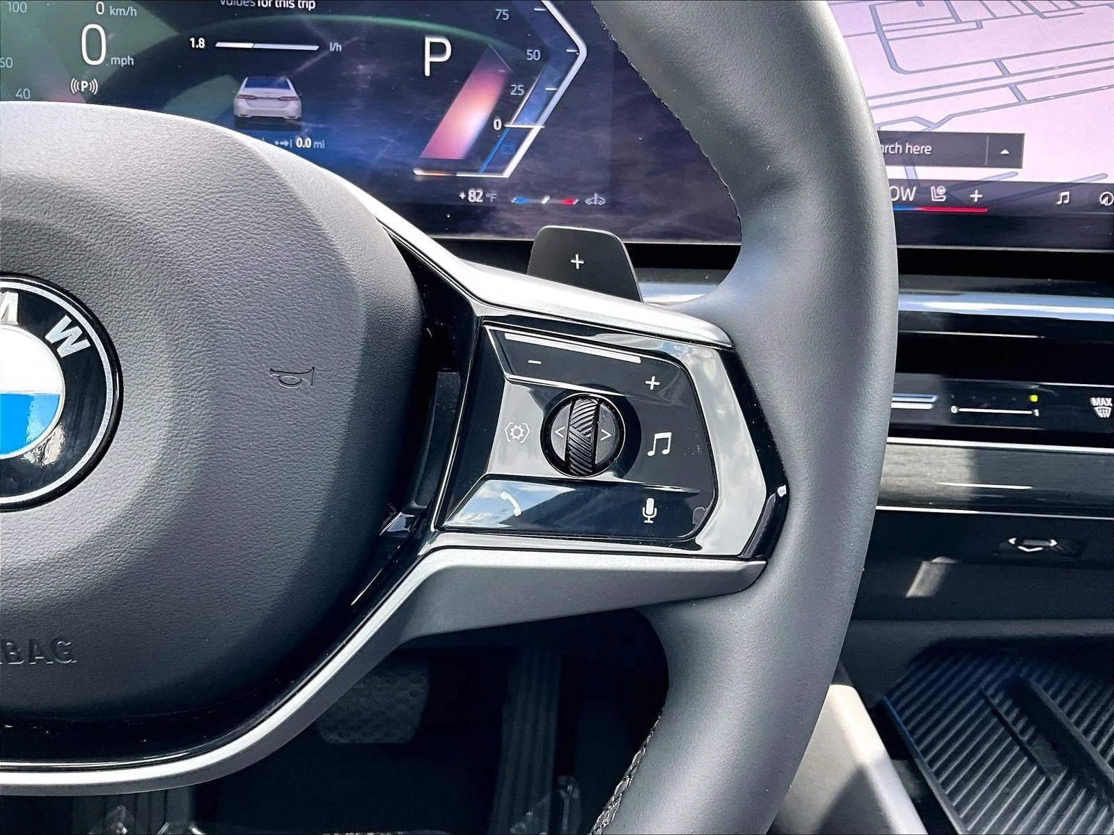 2026 BMW 5 Series 530i - Photo 21