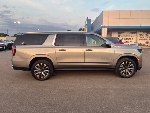 Certified Used 2025 Sterling Gray Metallic Chevrolet High Country image 8