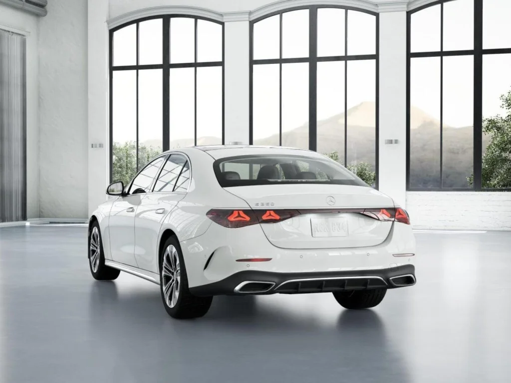 2025 Mercedes-Benz E-Class E350 - Photo 26