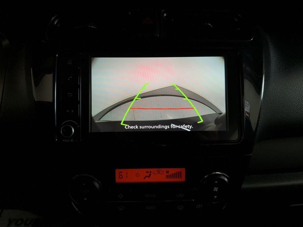 Used 2024 Jet Black Metallic Mitsubishi ES image 27