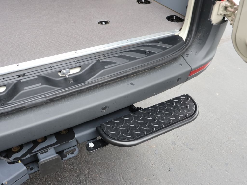 New 2026 Pebble Gray Mercedes-Benz Cargo 144 WB image 23