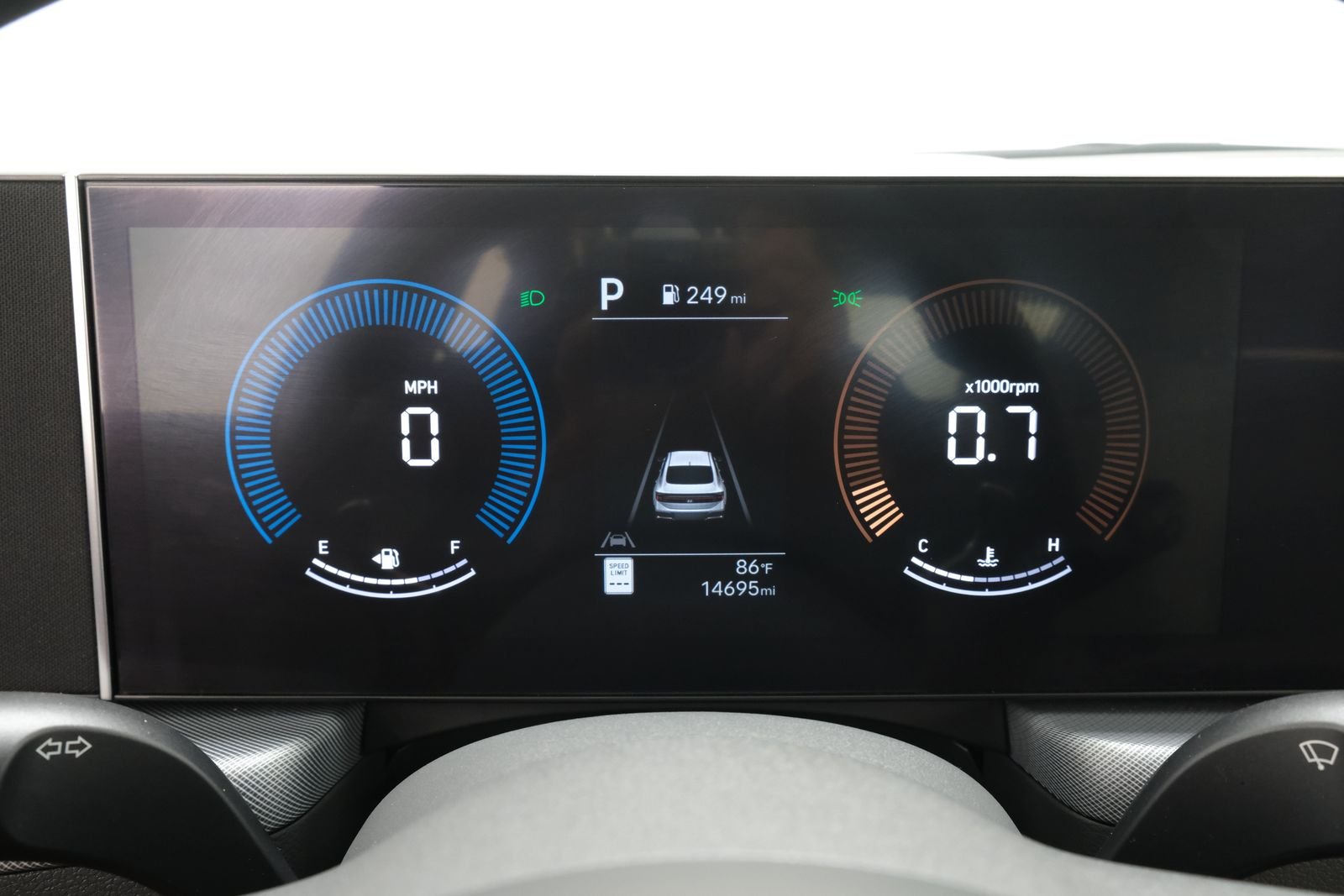 Used 2025 Portofino Gray Hyundai SEL image 14