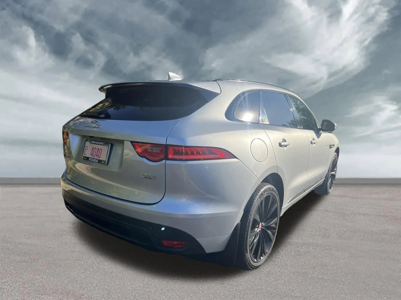 Used 2018  Jaguar 20d R-Sport image 5
