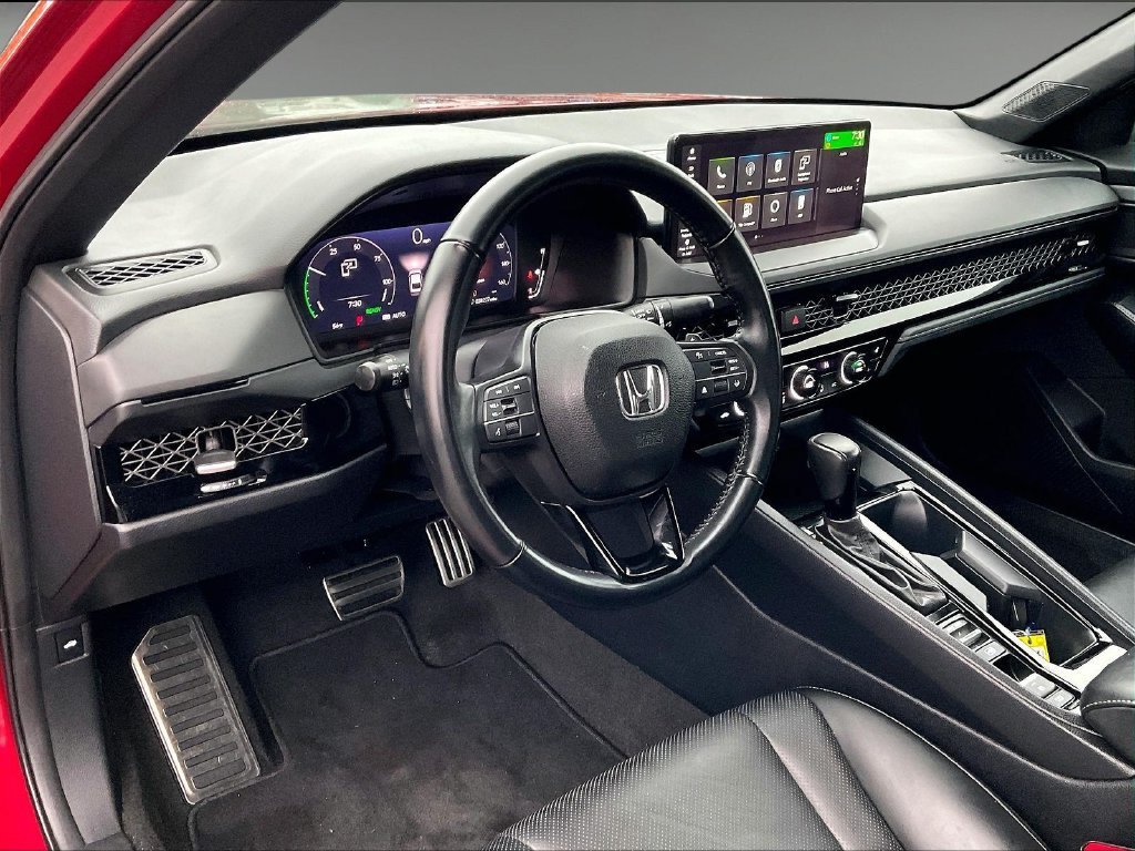 Used 2023 Radiant Red Metallic Honda Sport-L image 8