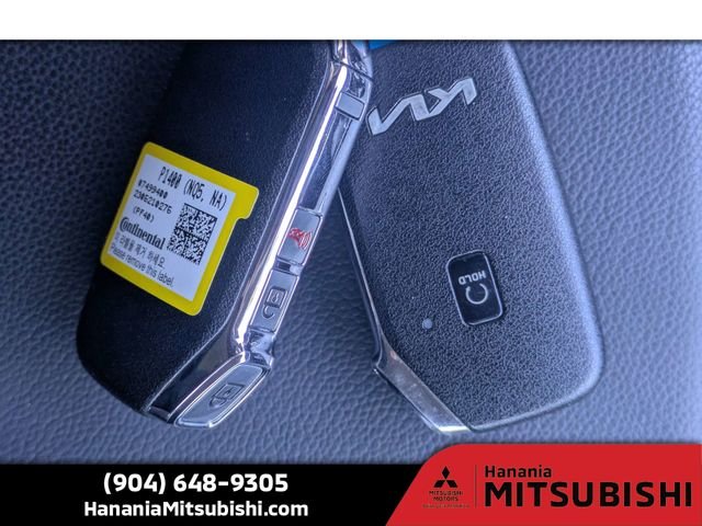 Used 2023 White Kia EX image 33