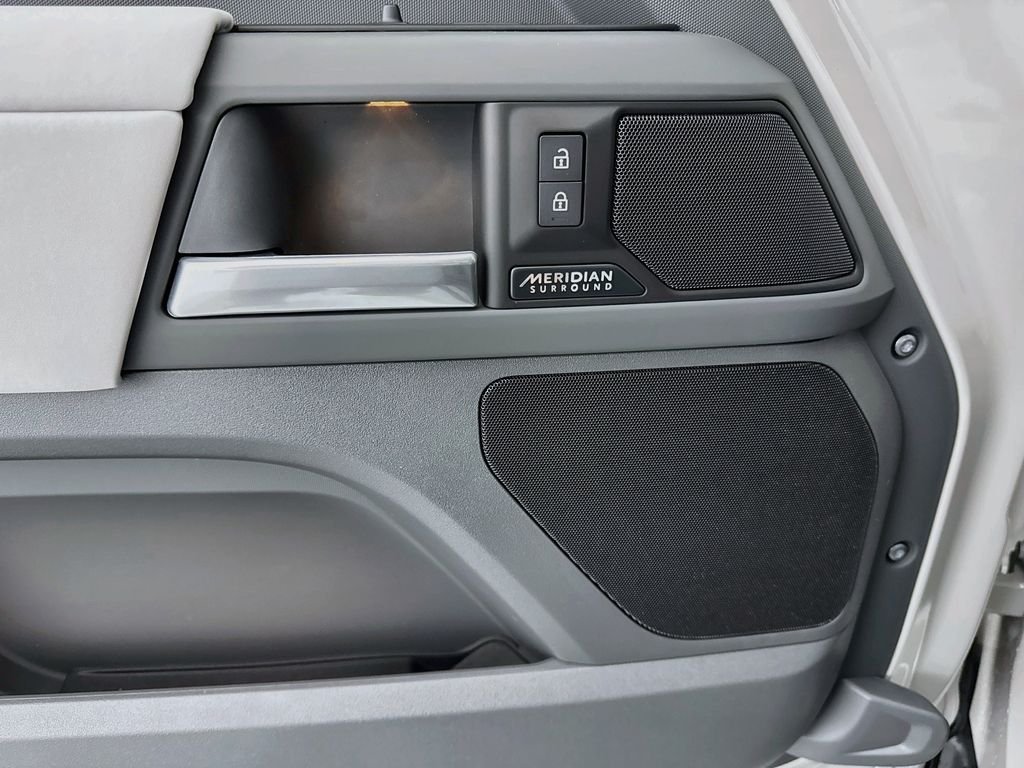 New 2026 Borasco Grey Land Rover X-Dynamic SE image 19