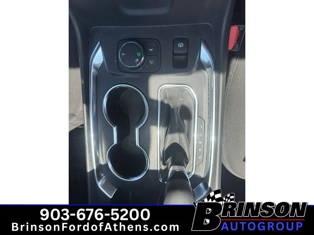Used 2022 Silver Sage Metallic Chevrolet LT Cloth image 20