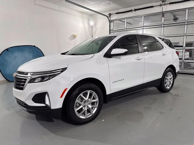 Used 2023 White Chevrolet LT image 3
