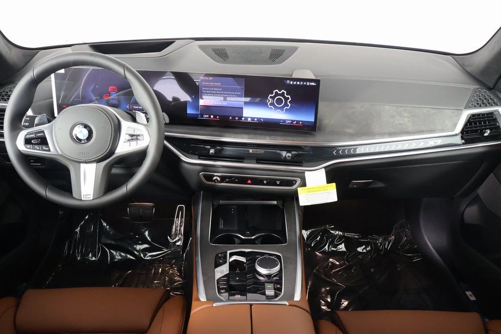 New 2027 Carbon Black Metallic BMW xDrive40i image 4