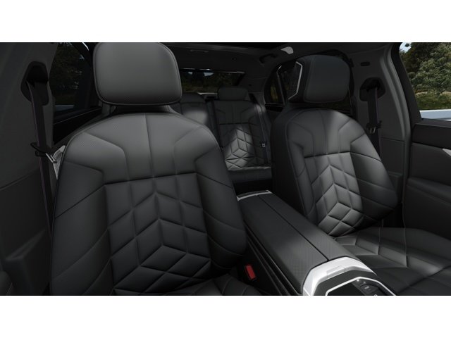 New 2026 Black Sapphire Metallic BMW 750e image 11