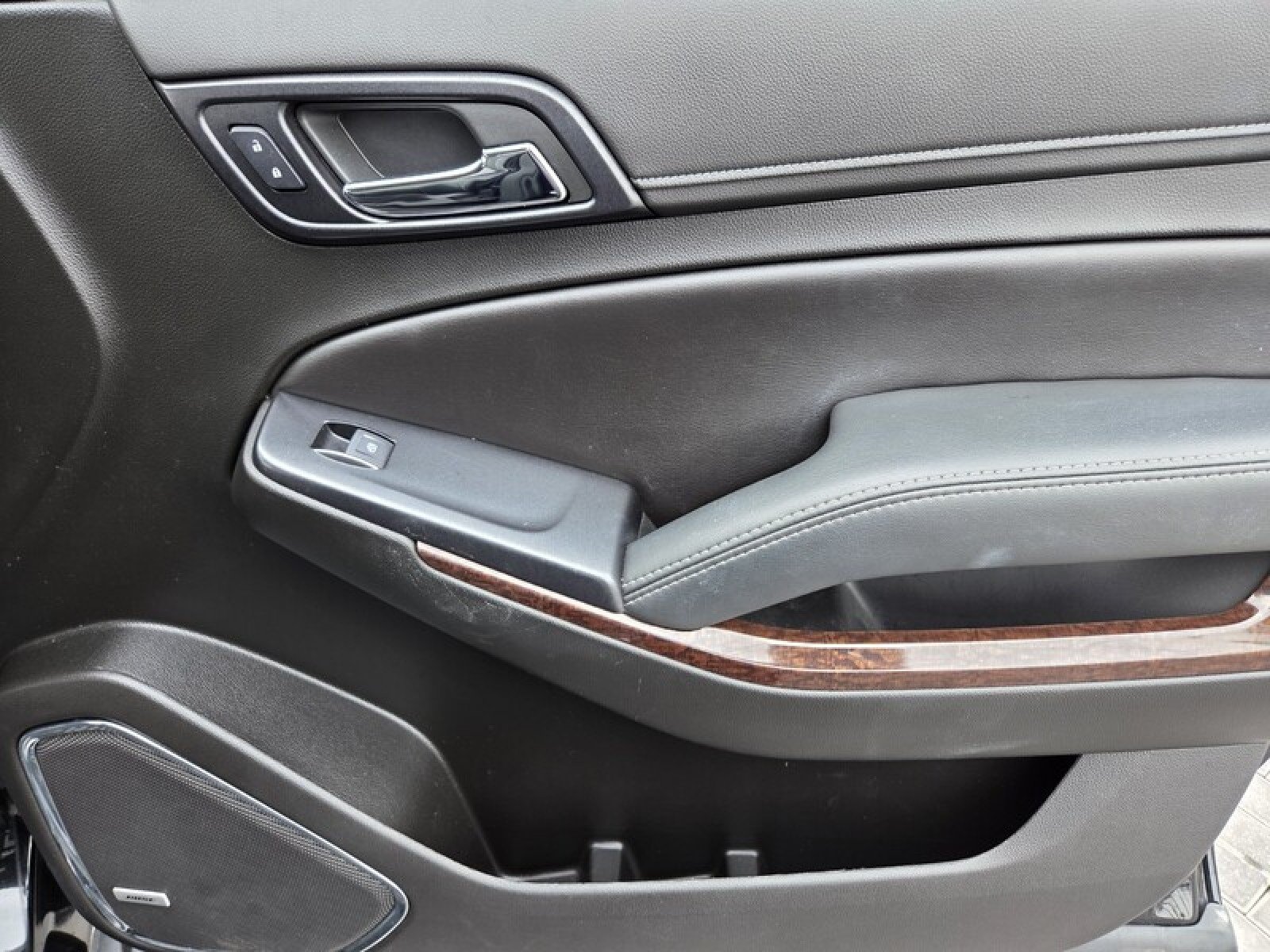 Used 2019 Onyx Black GMC SLT image 23