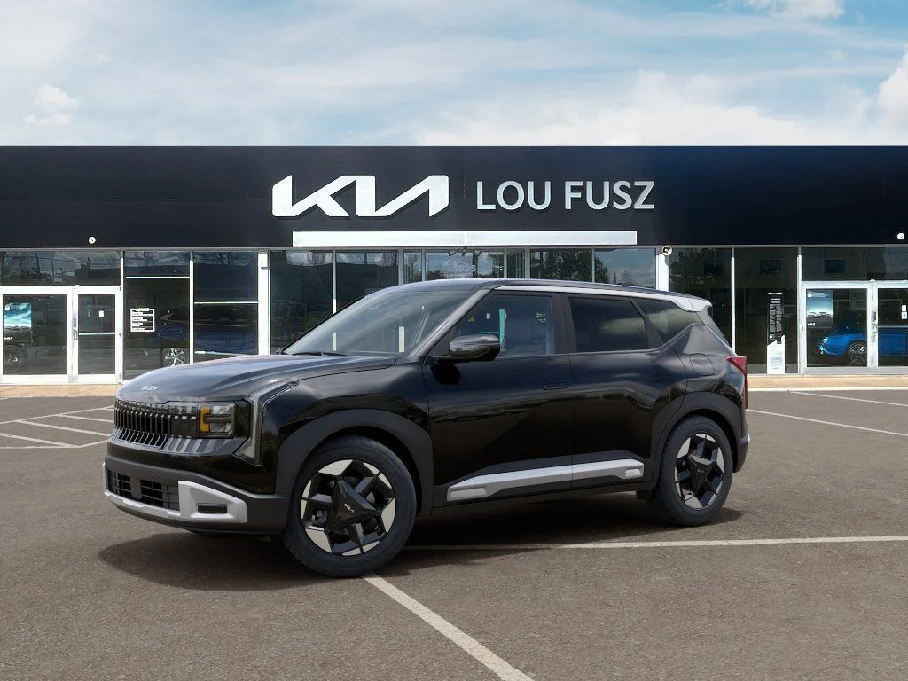 New 2027 Aurora Black Pearl Kia S image 3