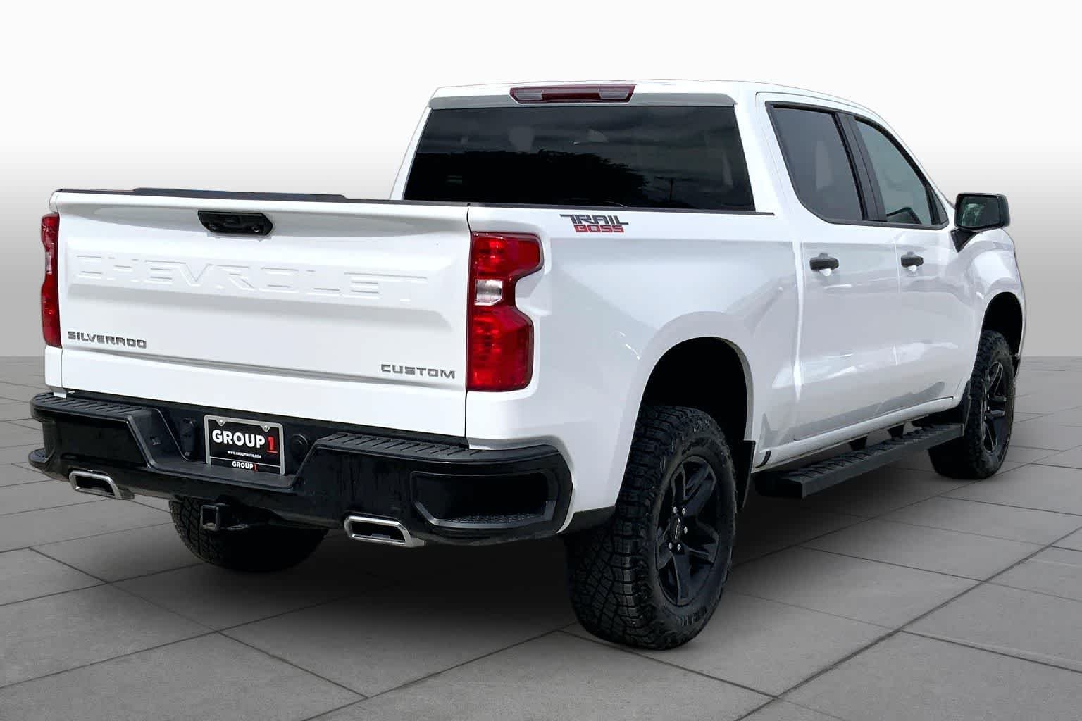 Certified Used 2025 Summit White Chevrolet Custom Trail Boss image 13