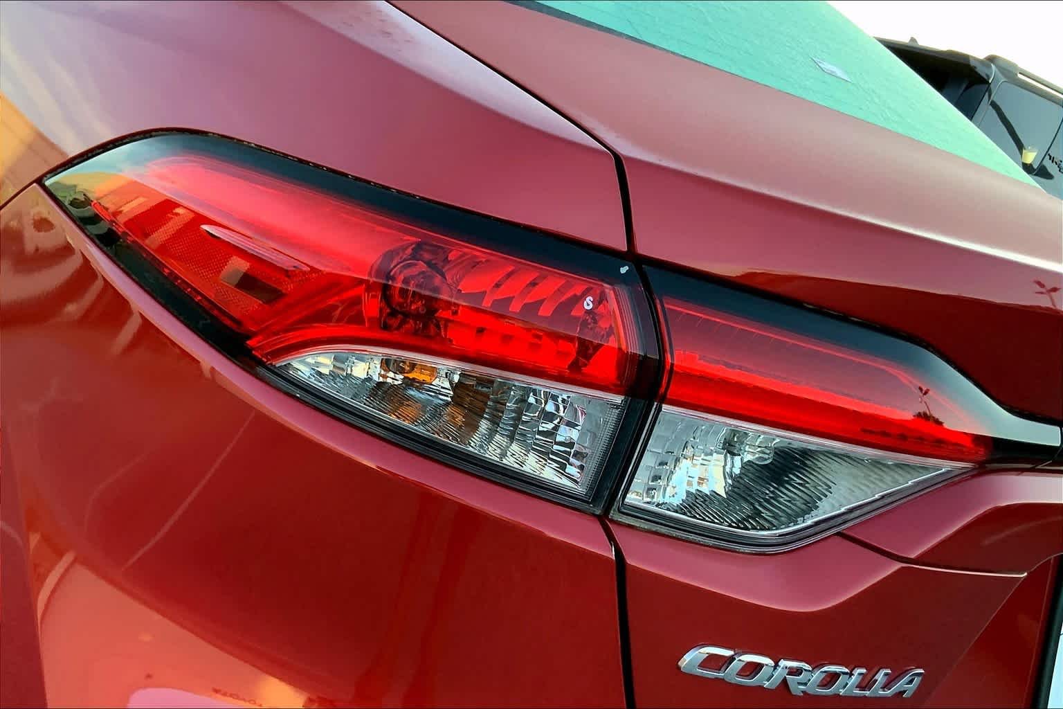 Used 2020 Barcelona Red Metallic Toyota LE image 28