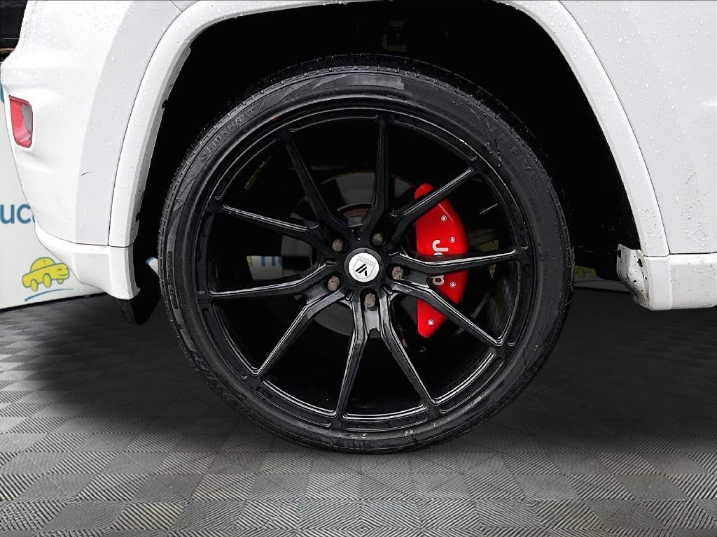 Used 2017 Bright White Clearcoat Jeep Altitude image 7