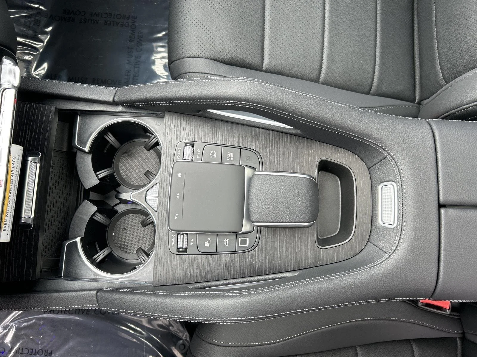 New 2026 MANUFAKTUR Moonlight White Magno Mercedes-Benz GLE 350 image 25