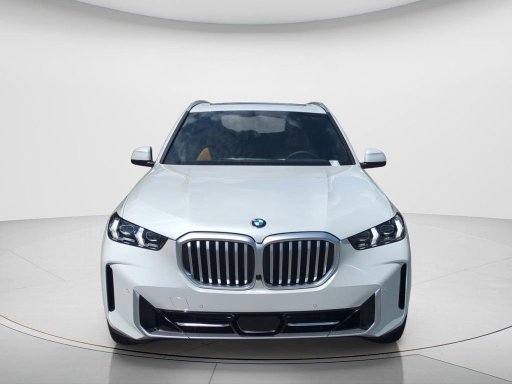 New 2026 Mineral White Metallic BMW xDrive40i image 8