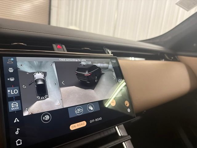 New 2026 Charente Grey Land Rover Autobiography image 32
