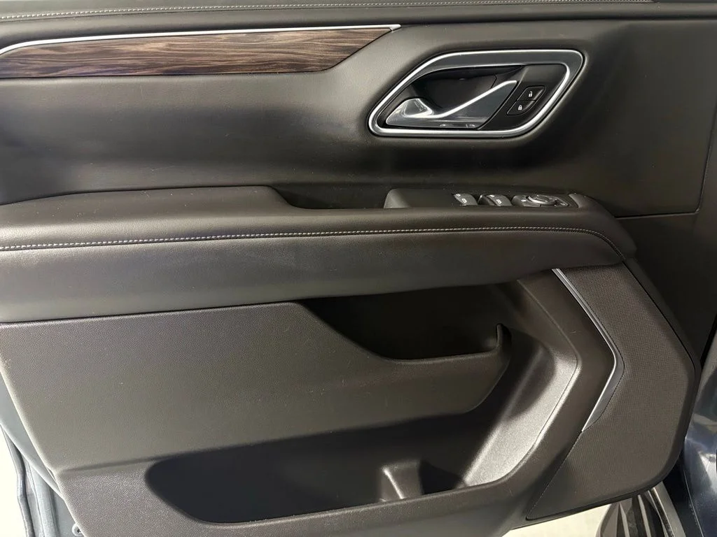 Used 2021 Gray Chevrolet LS image 17