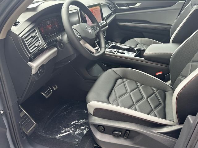 New 2026 Gray Volkswagen 2.0T Peak Edition image 9