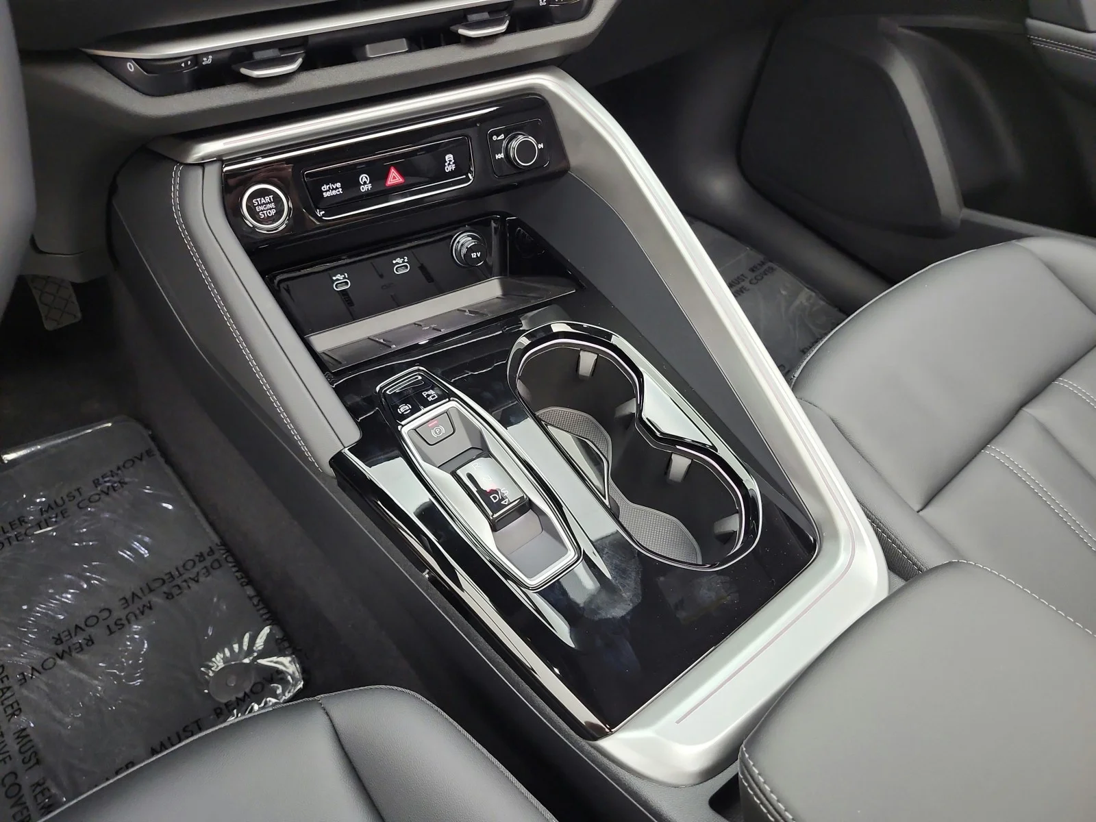 New 2026 District Green Metallic Audi Premium 2.0 TFSI quattro image 10