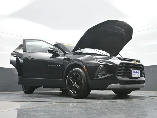 Used 2020 Black Chevrolet LT image 32