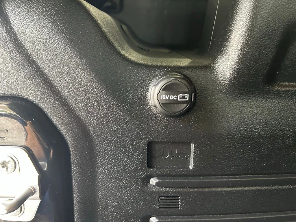 Used 2021 Black Jeep Unlimited Rubicon image 43