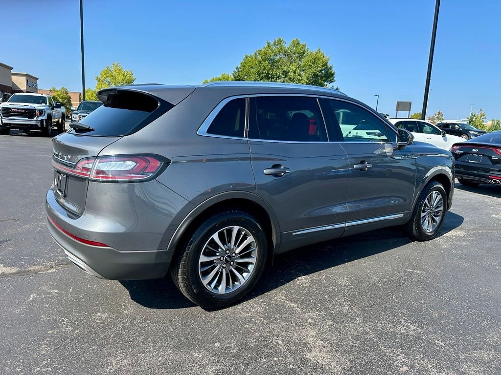 Used 2023 Gray Lincoln Standard image 3