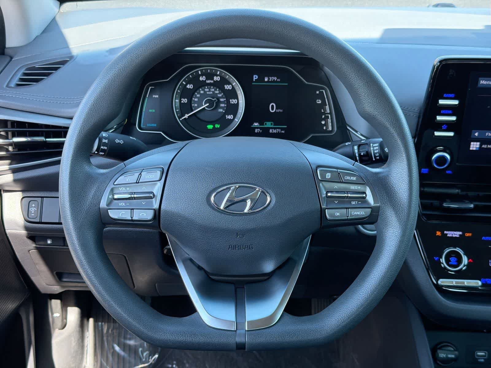 Used 2021 Ceramic White Hyundai Blue image 23