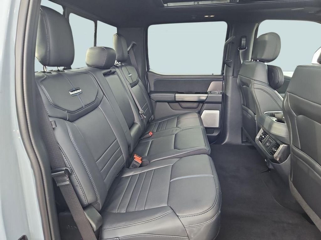 2026 Ford F-250 Super Duty Platinum - Photo 69