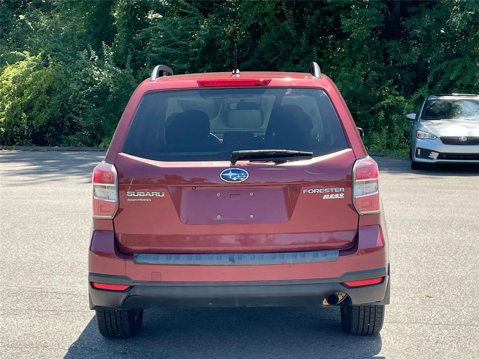 Used 2014 Venetian Red Pearl Subaru 2.5i Premium image 4
