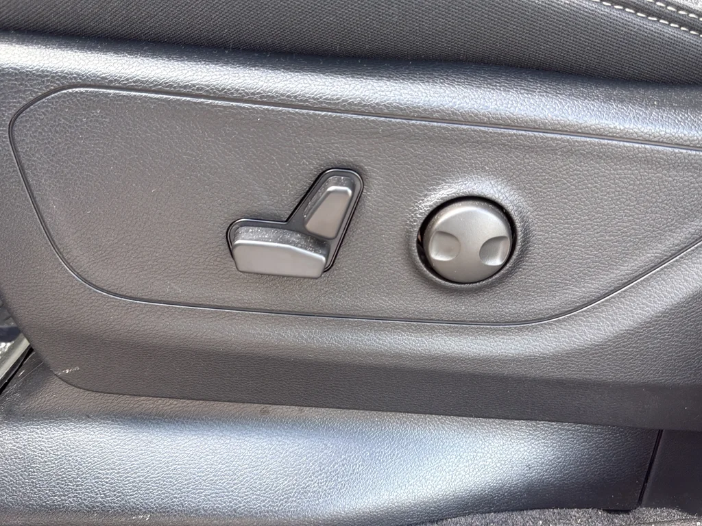 2026 RAM 1500 Big Horn/Lone Star - Photo 17
